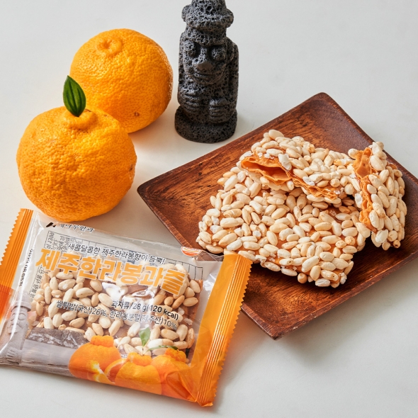 [귀빈정] 30번 반죽겹쳐 바삭한 제주도 한라봉 한과 과즐 (개당 28g) / 손잡이형 선물케이스