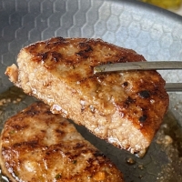 [공감식탁]오븐패티 스테이크 한돈 떡갈비 320g 1팩(4개입)/3팩/5팩