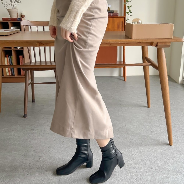 사각코 캐주얼 데일리 뒷지퍼 앵클부츠 5cm 미들힐