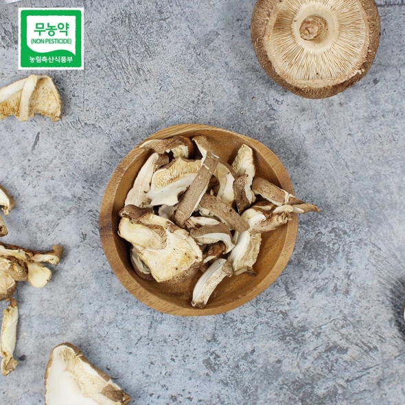예산청년농부의 국내산 무농약 건 표고버섯 슬라이스 200g