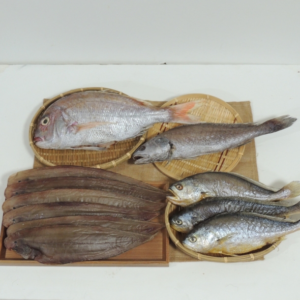 삼천포 용궁수산시장 반건조 생선 제수용SET3(돔1+서대6+민어1+부세조기3)