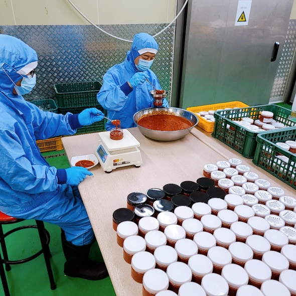 [만원의 행복] 탱글탱글 깐새우장(푸)