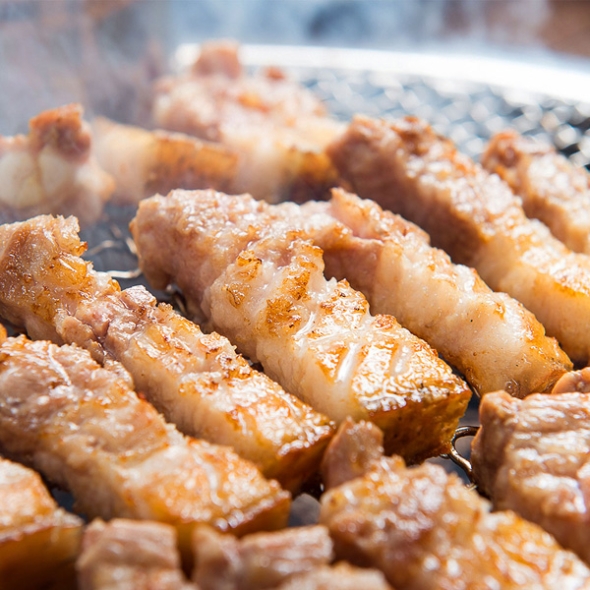 [육즙가득] 스페인 냉동_삼겹살 1kg [구이/수육/한입용]