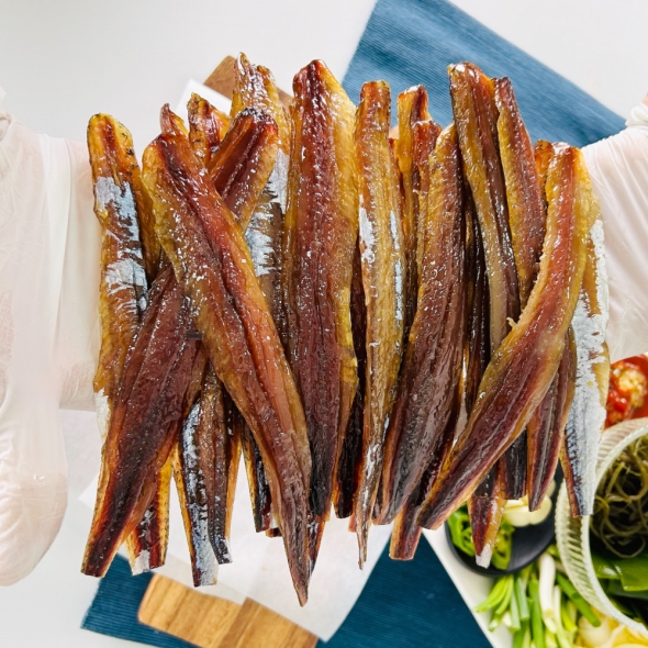 이순신수산  겨울철 별미 포항 구룡포 손질 꽁치 해풍과메기  야채세트  