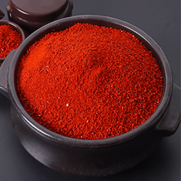 [25년 고춧가루] 햇살 아래 고추밭에서 잘 키운 국내산 고춧가루  1kg