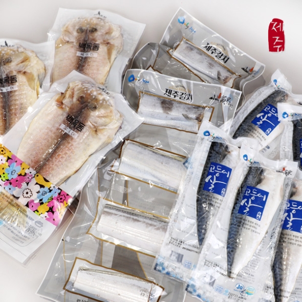 [제주특선] 은갈치/백옥돔/고등어살 모듬세트 10호(은갈치 왕대 2마리+백옥돔 중 3마리+고등어살 대 5팩)