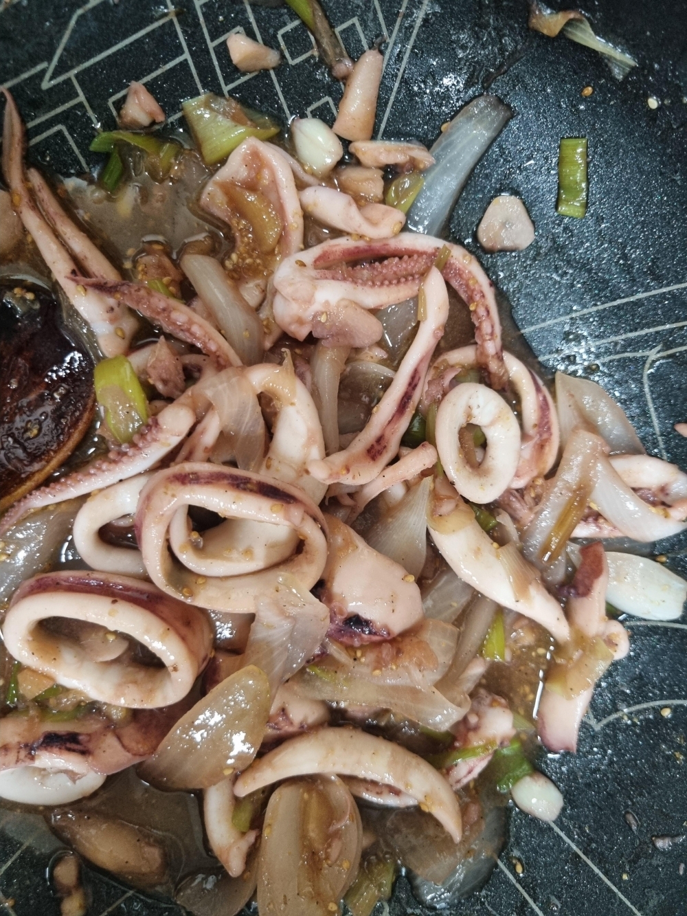 [水] 이순신수산 국내산 신진도 내장가득 통오징어 중 800g 대 1kg 조업당일 급속냉동