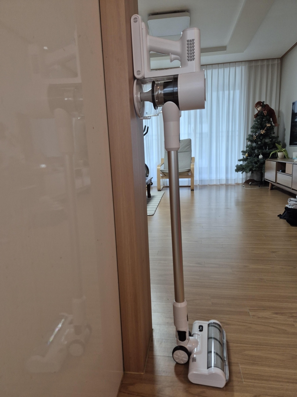 아이닉 무선청소기 iv10