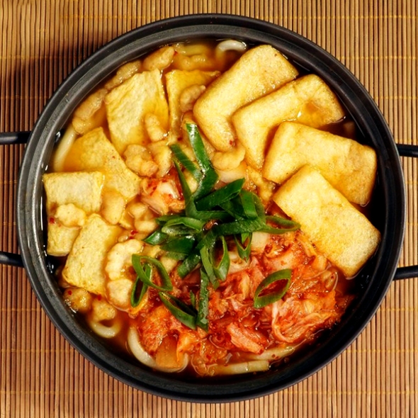 [단짠예찬] 사누끼 김치우동 밀키트 3/5/7/10팩 (팩당450g/면+소스+토핑 포함)