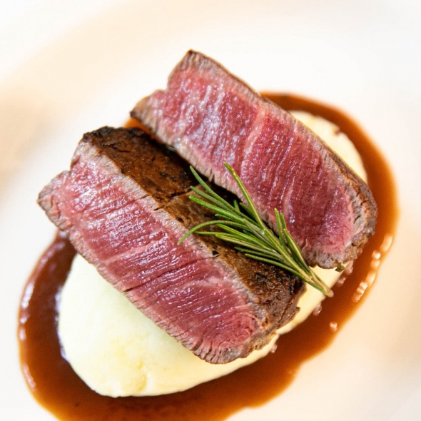 스테이크 국내산 육우 1등급 소고기 안심 채끝 등심 150g 200g 스테이크 구이용 