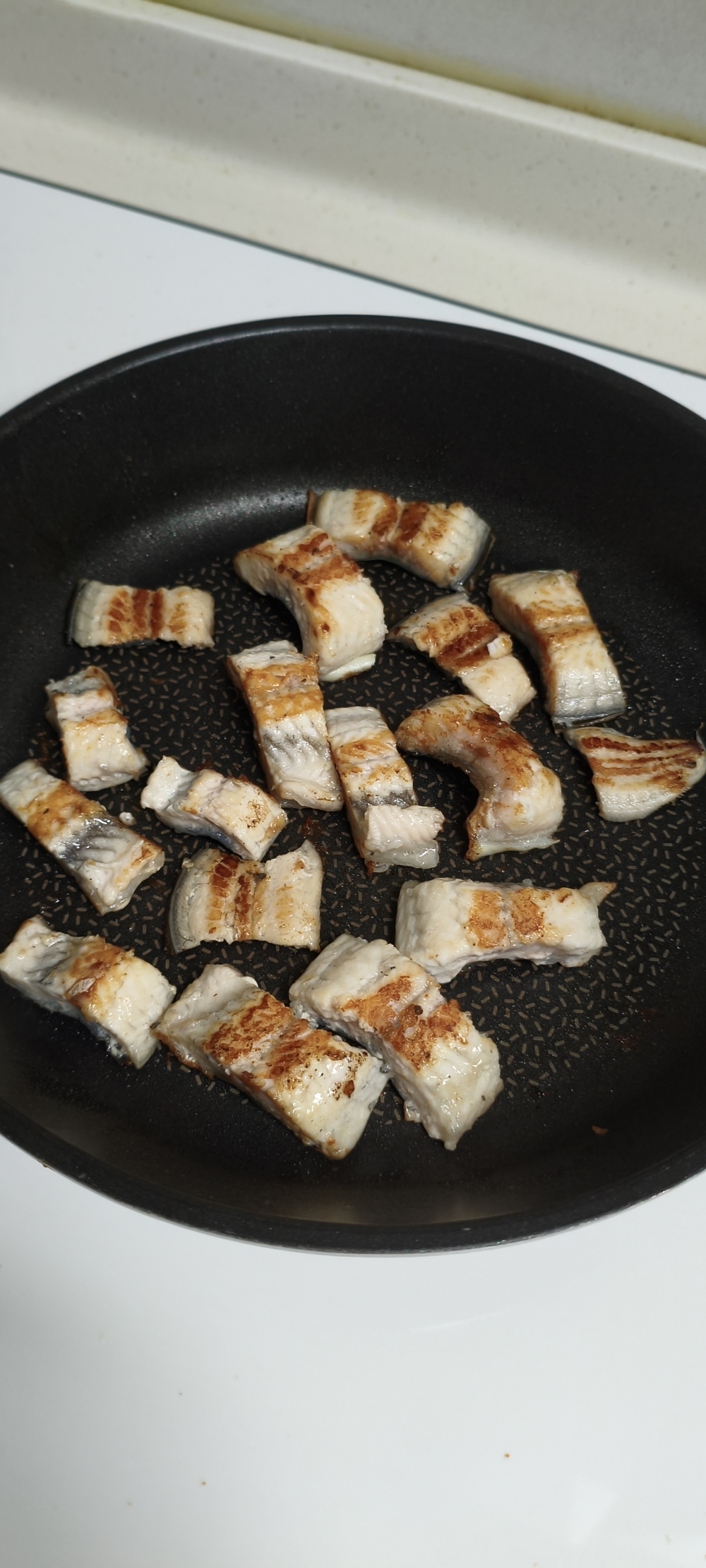 [水]고창 자포니카 민물장어 800g 손질후 550g내외