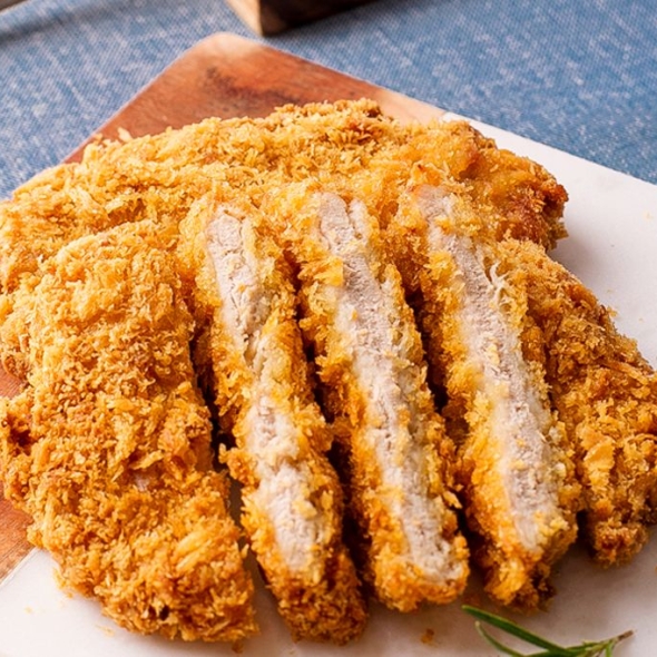 [더굿푸드] 갓튀겨나온 위대한 통등심돈까스 140g 2개입