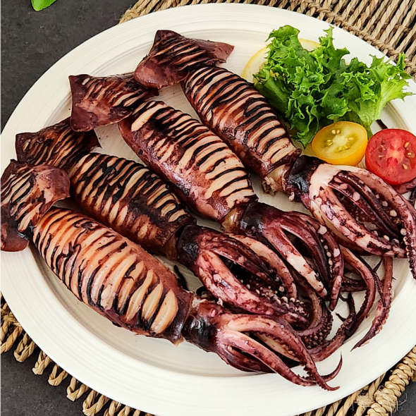 [주말특가] 녹진내장 통찜용 오징어 채낚기 생물 급냉 600g~1kg