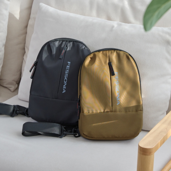 페소니아 생활방수 슬링백 찰리