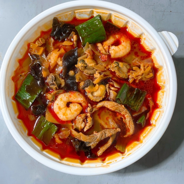 순수한반찬] [캠핑]  이모카세 세트 (크림새우가리비버터구이,오돌뼈볶음,짬뽕탕,맛살전)