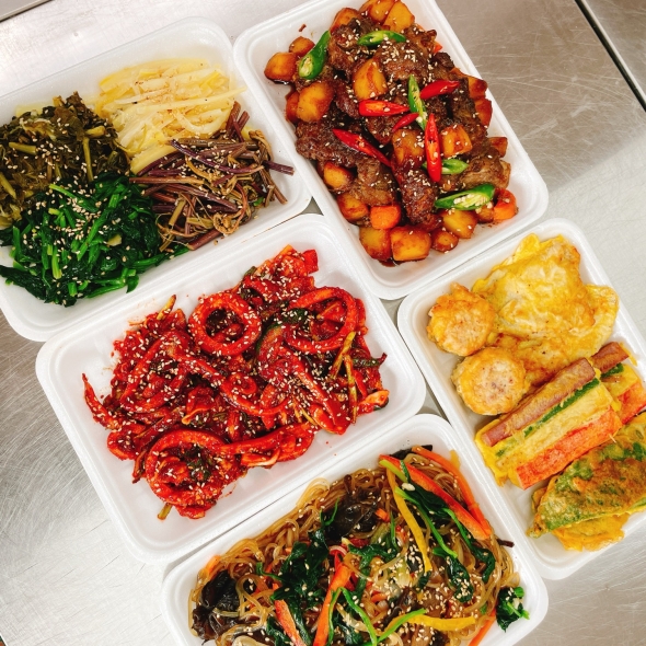 [만원의 행복] 순수한반찬] 세트/계절반찬 골라담기