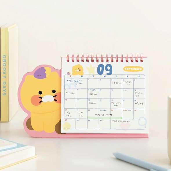 [만원의 행복] 2026년  춘식이  탁상  캘린더  (핑크/옐로우&그린)