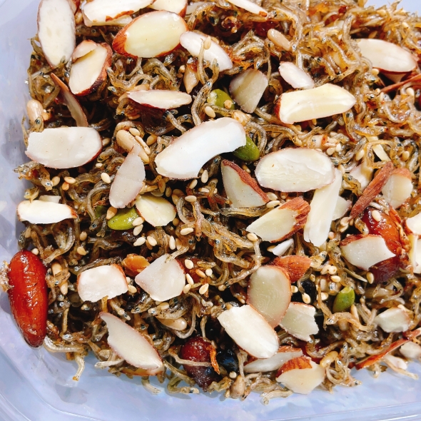 [만원의 행복] 순수한반찬] 건어물 반찬 골라담기