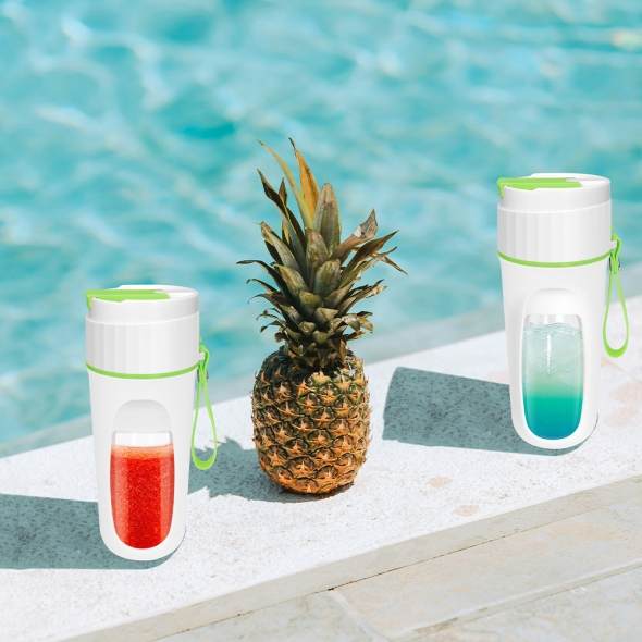 무선  휴대용  텀블러 믹서기  (리유저블 빨대포함) 