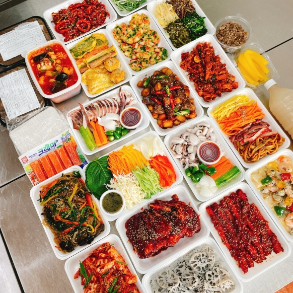 [신한카드 할인] 순수한반찬] 시그니쳐 반찬 골라담기