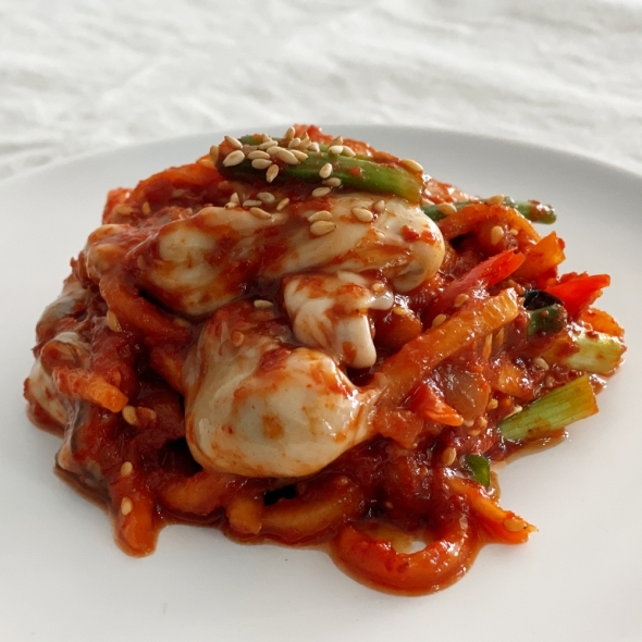 [깐굴브팜] 고품질 통영 생굴 깐굴 1kg 2kg 3kg 중굴 위주 얼음 포장