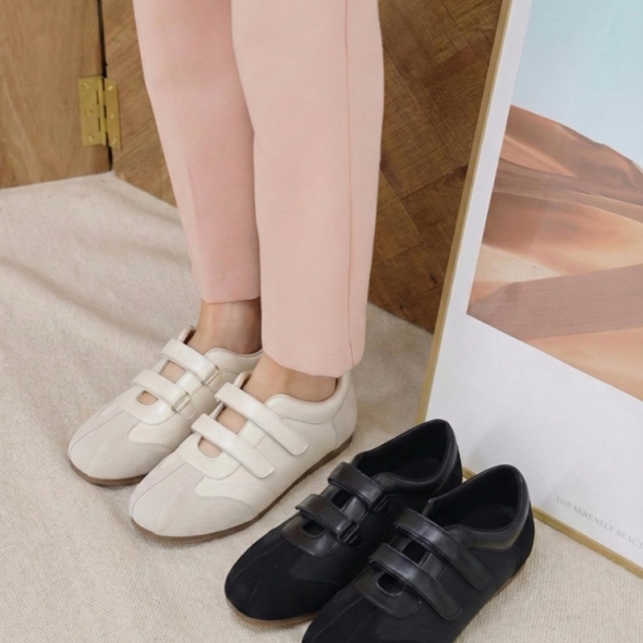 [개성시대] 여성 2.5cm 가죽 스니커즈 220g 데일리