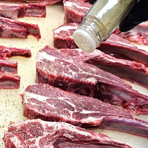 [고기집 짚불장] 허브로 숙성한 양갈비 램 숄더랙 400g(쯔란소스 증정)