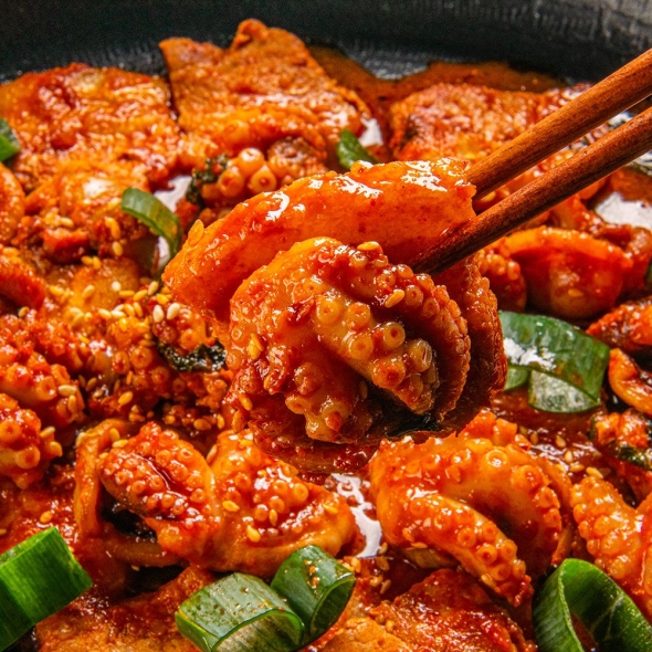 [천호]맛있게 매콤한 천호 쭈꾸미 밀키트 300g+300g