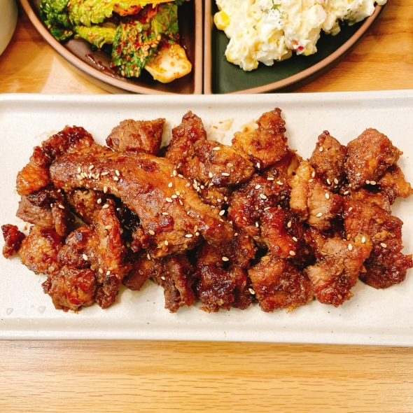 [신한카드 할인] 순수한반찬] 비조리(육류 및 밀키트) 반찬 골라담기