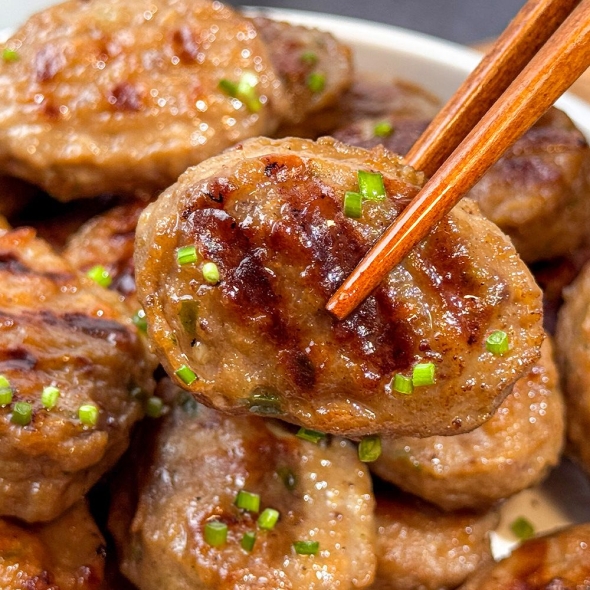 [귀빈정] 단짠 매콤중독 떡갈비 400g(16개)X1팩