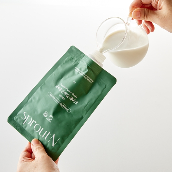 [신한카드 할인] 새싹앤 국내산원료 프로틴 단백질 쉐이크 파우치 식사대용 파우더 보충제 40g  5개 (3종 택1)