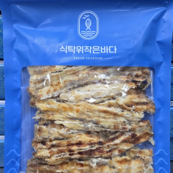 [만원의 행복] 바다찬빛 아귀채 200g