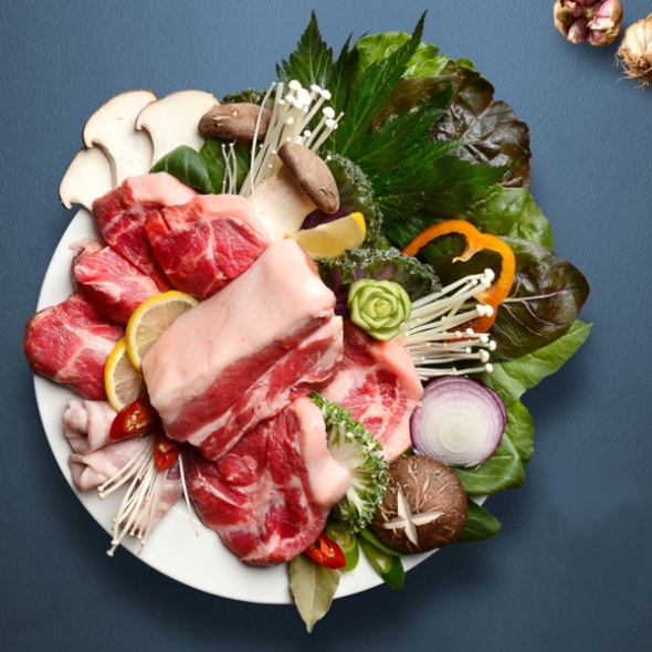 [청년미트] 1등급 한돈 캠핑세트 900g / 삼겹+목살+돈마호크 (구이용/찜용)
