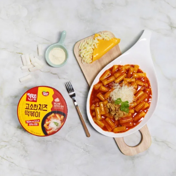 [동원] 떡볶이의신 고소한치즈 컵떡볶이 160g x 6개 (003911448)