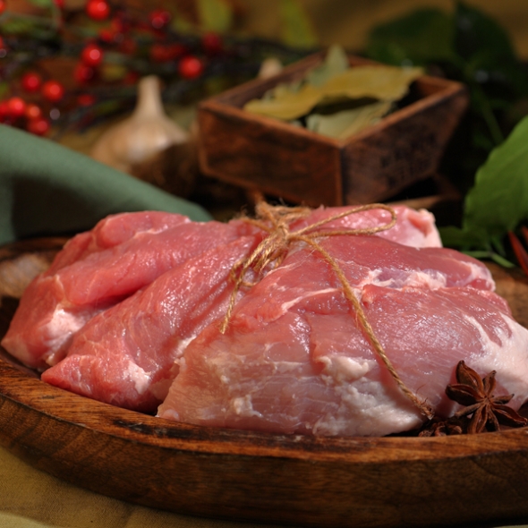 [청년미트] 1+등급 한돈 앞다리살 500g (수육용/찌개용)