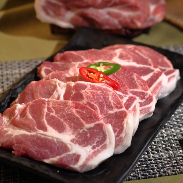 [청년미트] 1+등급 한돈 목살 500g (구이용/수육용/찌개용)