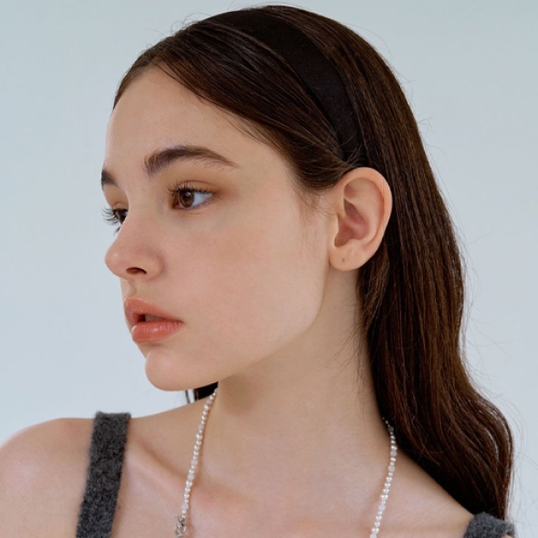 카인더베이비 블랙 새틴 헤어밴드