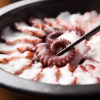 [水] 산지직송 통영 자연산 돌문어 700g 1kg 제수용