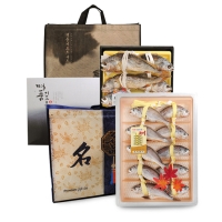 [명절특선] [영광앤굴비] 영광 법성포 전통굴비/보리굴비(부세) 선믈세트(17품목)