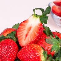 [백억] 과즙 가득 논산 설향딸기 350g/700g