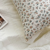 [Guy Laroche]  기라로쉬 일리 롱쿠션(솜포함)(아이보리)