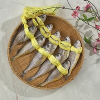 국내산 반건조 굴비 선물세트 (10미 / 국산대나무바구니+보자기포장/ 전남여수)