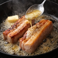 [황금비율] 3cm 버터삼겹살 스테이크 500g [1팩-3팩]