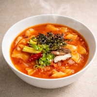 [단짠예찬] 얼큰 김치 수제비 밀키트 3팩/5팩/10팩 (팩당 210g/육수포함)