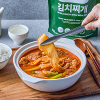 마지막  국물  한  숟가락까지  100% 국내산 김치를  통으로  통김치찌개   650g*2팩