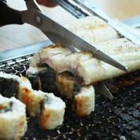 [명절브팜] 고창 풍천장어 선물세트 100% 품질보증 기운 센 불끈불끈 전북 고창 민물장어 1KG (손질 전)