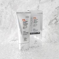 데이셀 에스테니끄 달팽이 선크림 70g (SPF50+) 끈적임없는 미백 톤업 선크림