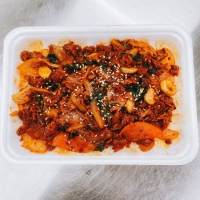 순수한반찬] [야식]  이모카세 세트 (크림새우가리비버터구이,오돌뼈볶음,짬뽕탕,맛살전)