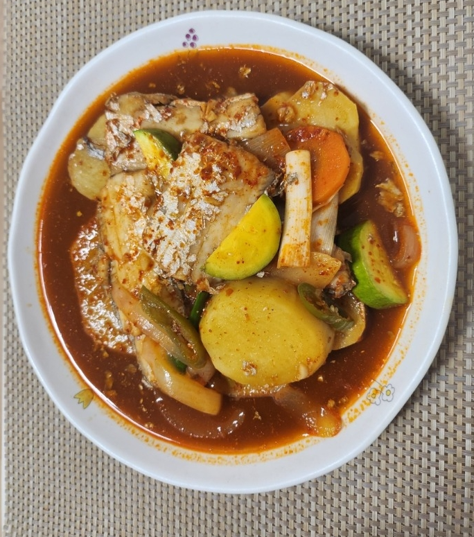 홍지수산 갈치3마리 6-8토막 국내산 먹갈치